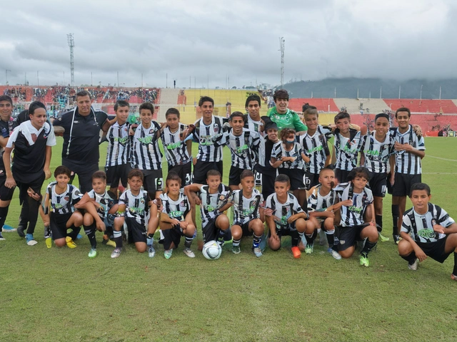 Juventude Brilhante: Times Sub-13 e Sub-14 do Santos FC Arrasam Jabaquara no Campeonato Paulista